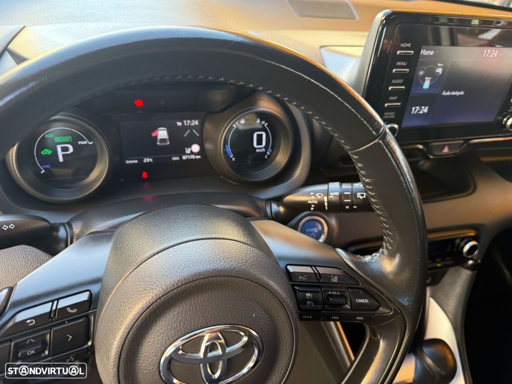 Toyota Yaris 1.5 HDF Comfort Plus - 8