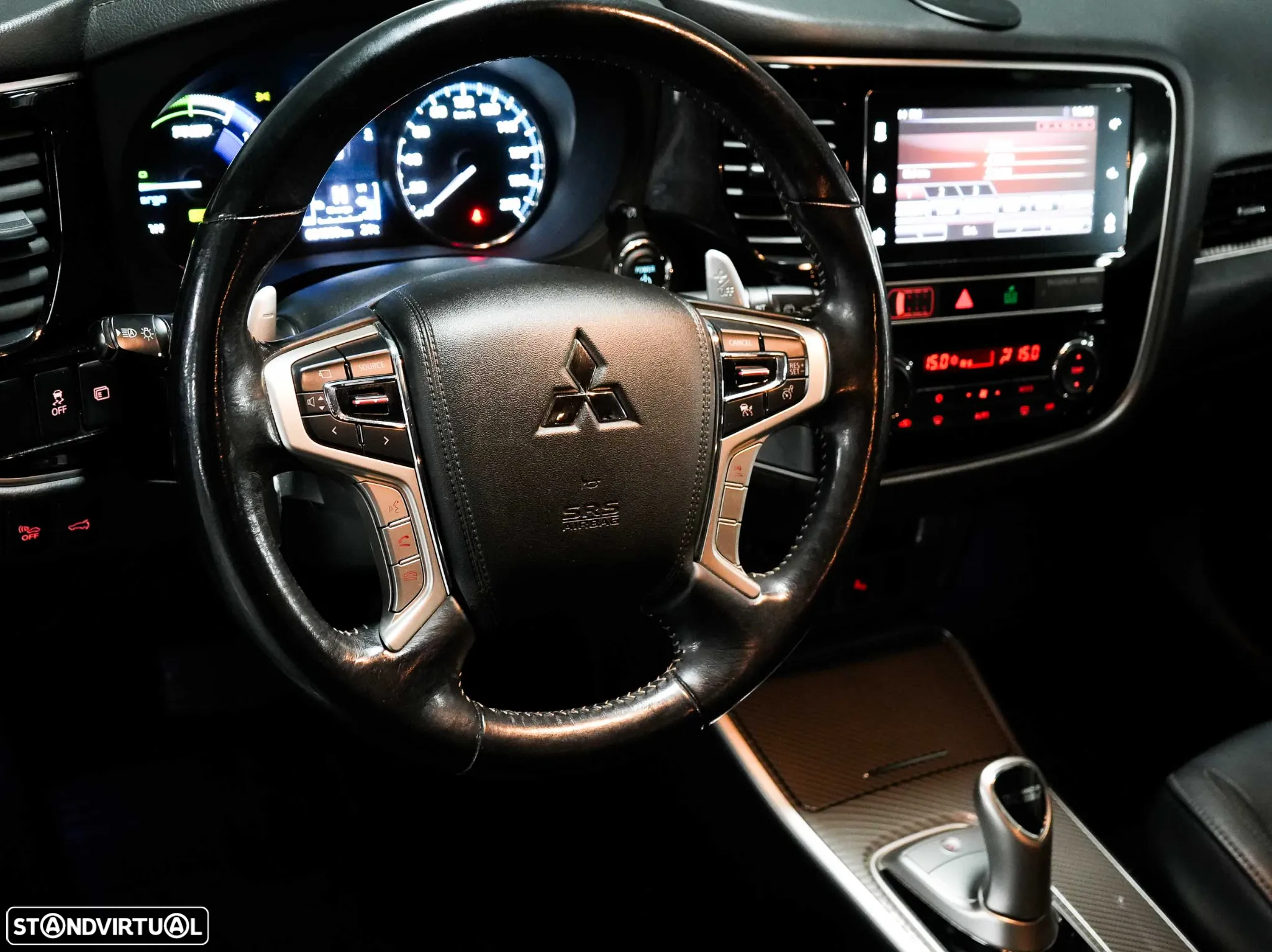 Mitsubishi Outlander 2.4 PHEV Instyle - 29