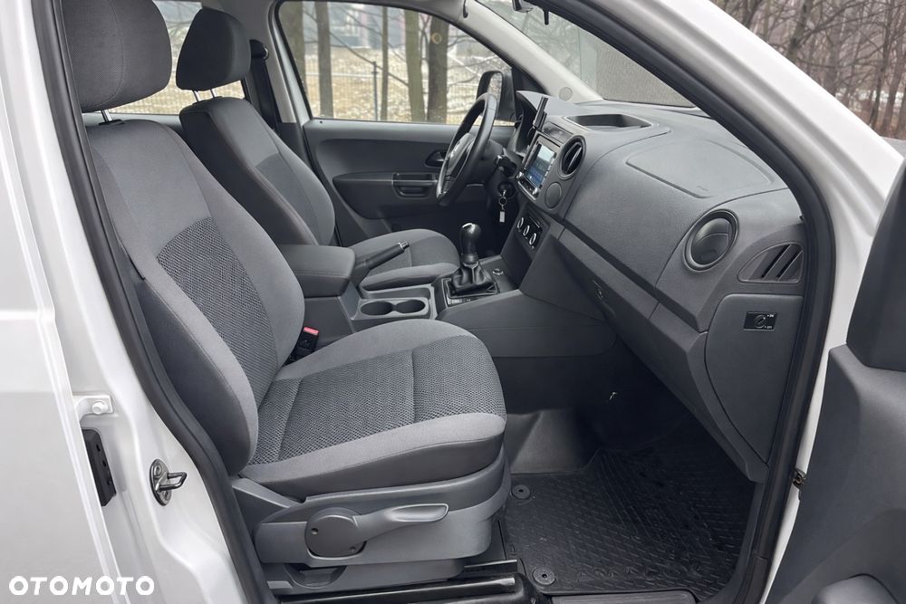 Volkswagen Amarok 2.0 BiTDI Trendline - 24