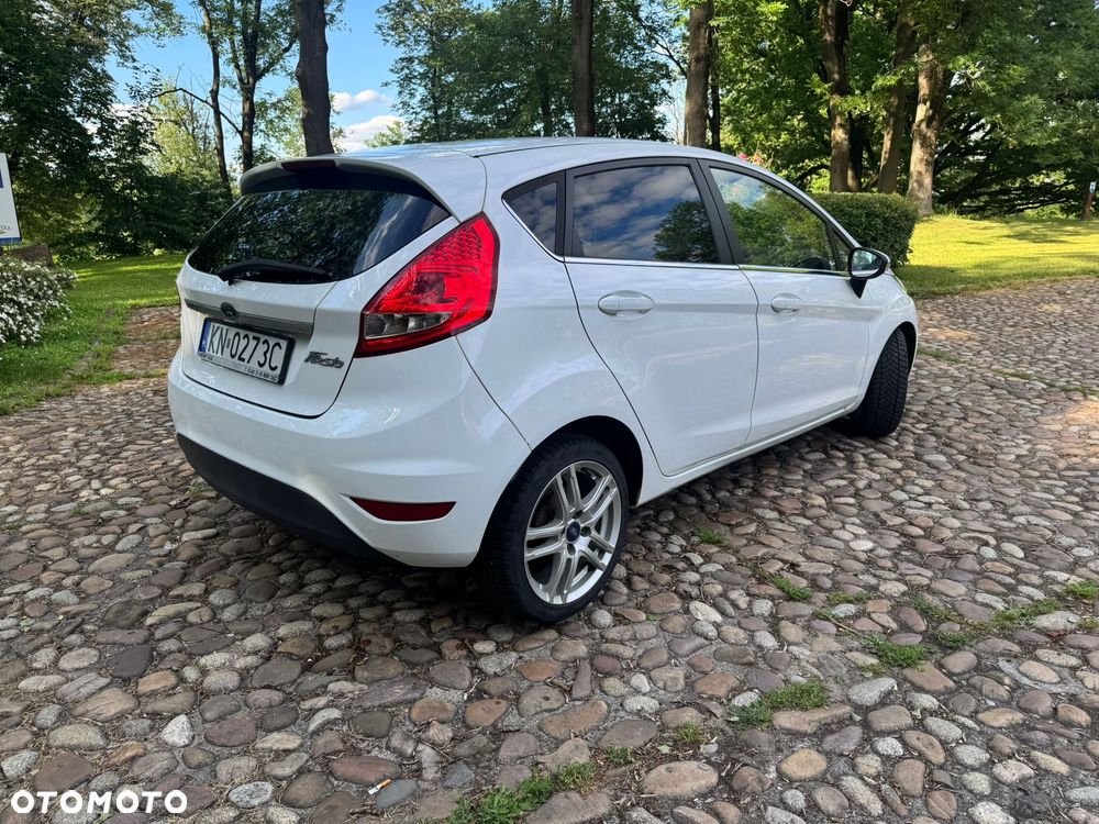 Ford Fiesta 1.6 Titanium - 13