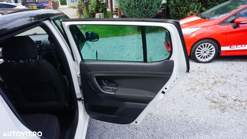 Skoda Fabia 1.4 TSI RS DSG - 12