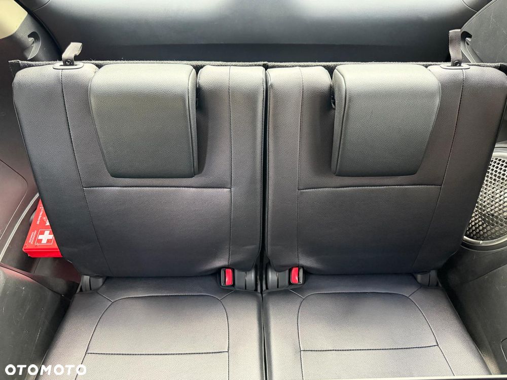 Mitsubishi Outlander 2.0 Instyle Navi 4WD CVT - 11