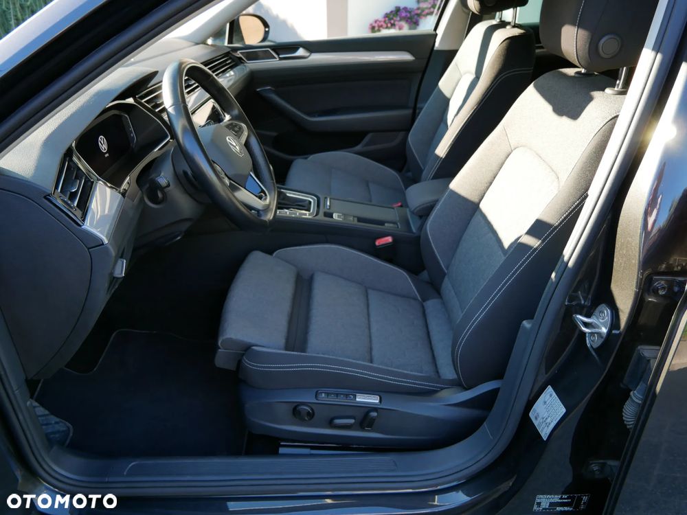 Volkswagen Passat 2.0 TDI EVO Business DSG - 8