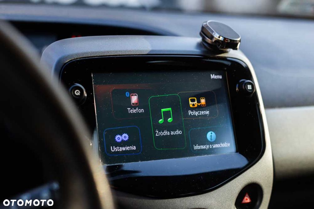 Toyota Aygo x-play connect - 17