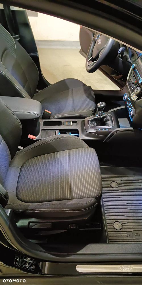 Ford Focus 1.5 EcoBoost Titanium - 23