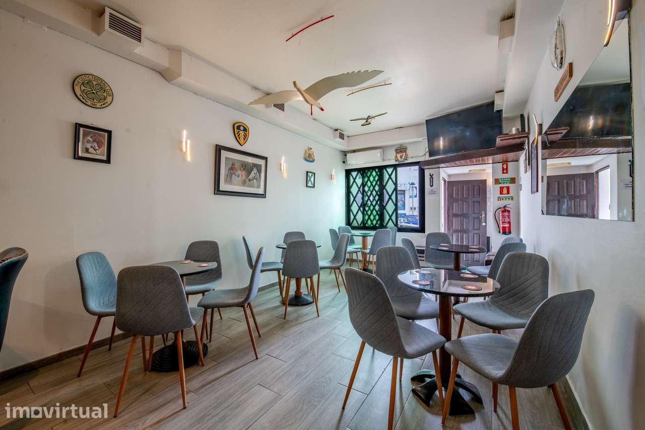 Bar aconchegante no centro da Praia da Luz - Grande imagem: 3/6