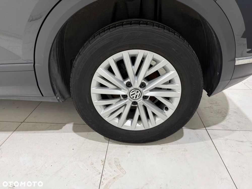 Volkswagen T-Roc - 7