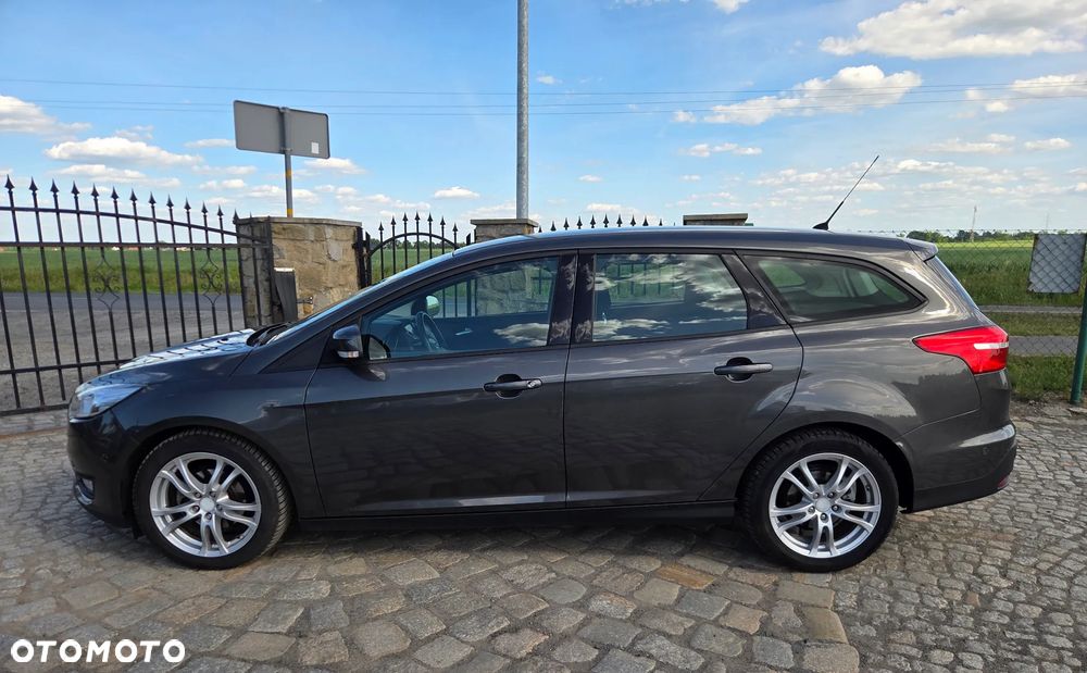 Ford Focus 1.5 TDCi DPF Start-Stopp-System Business - 7