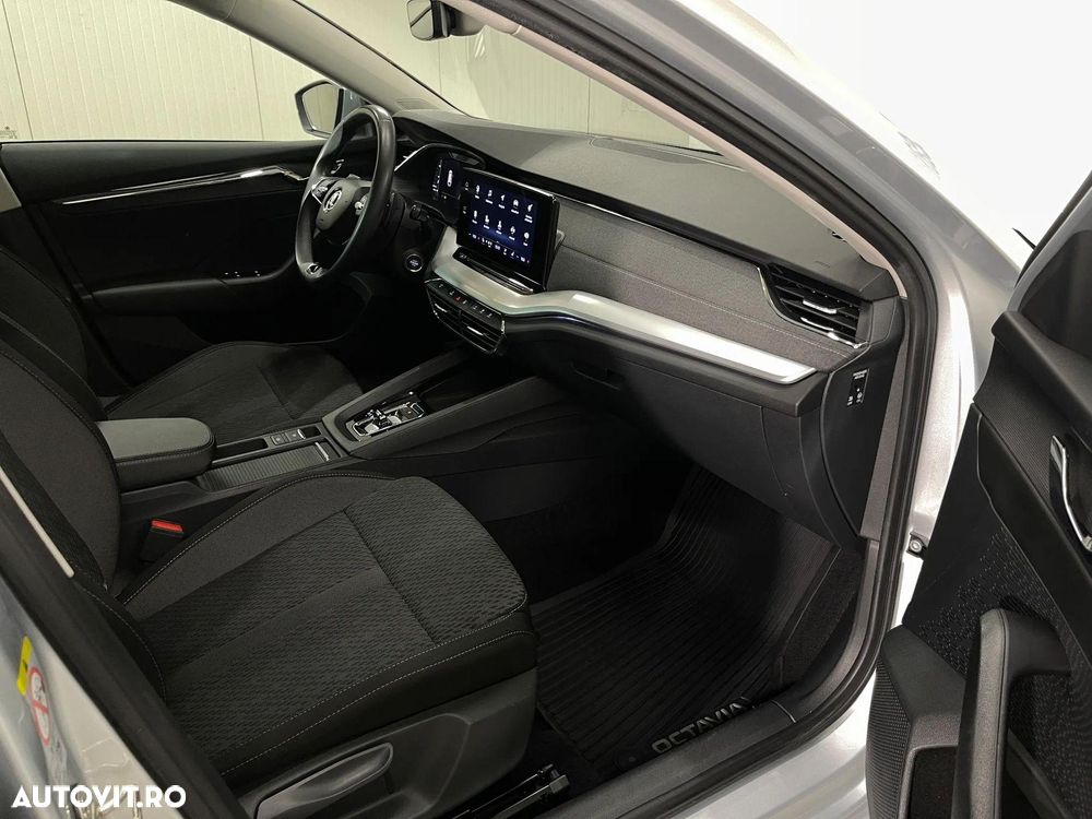 Skoda Octavia 2.0 TDI DSG Style - 10