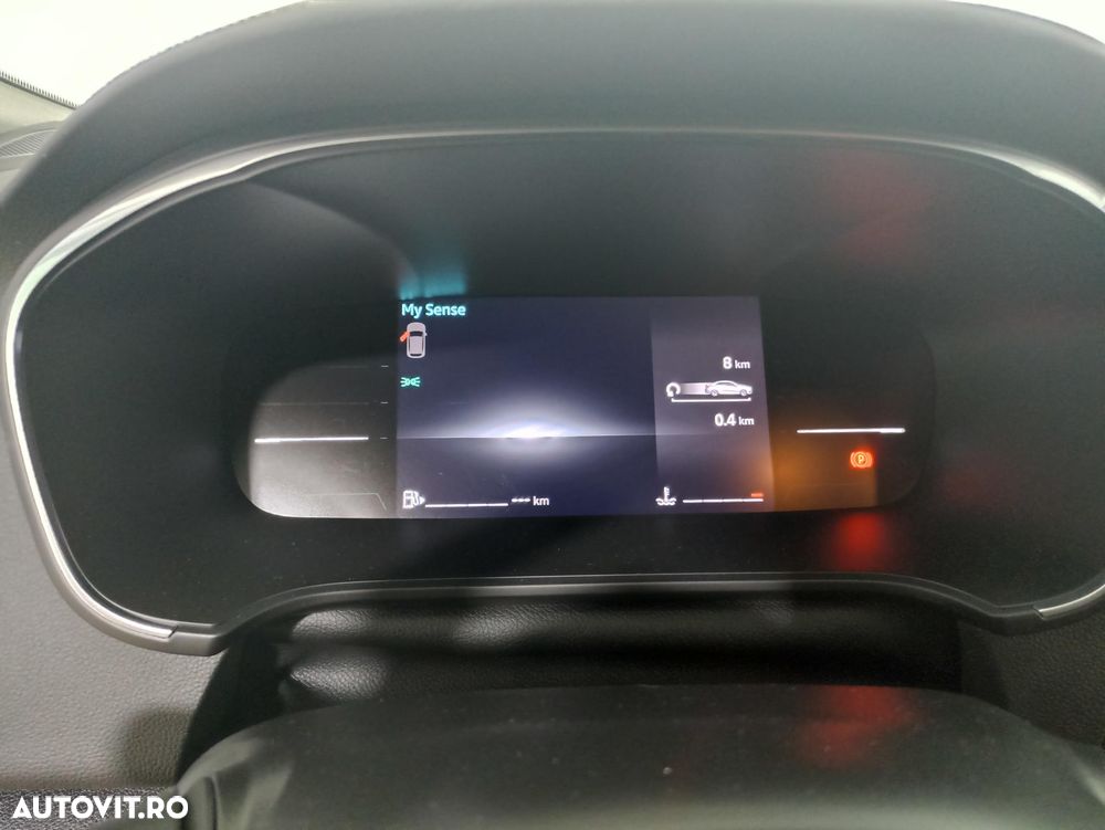 Renault Megane TCe 140 GPF EDC Techno - 7
