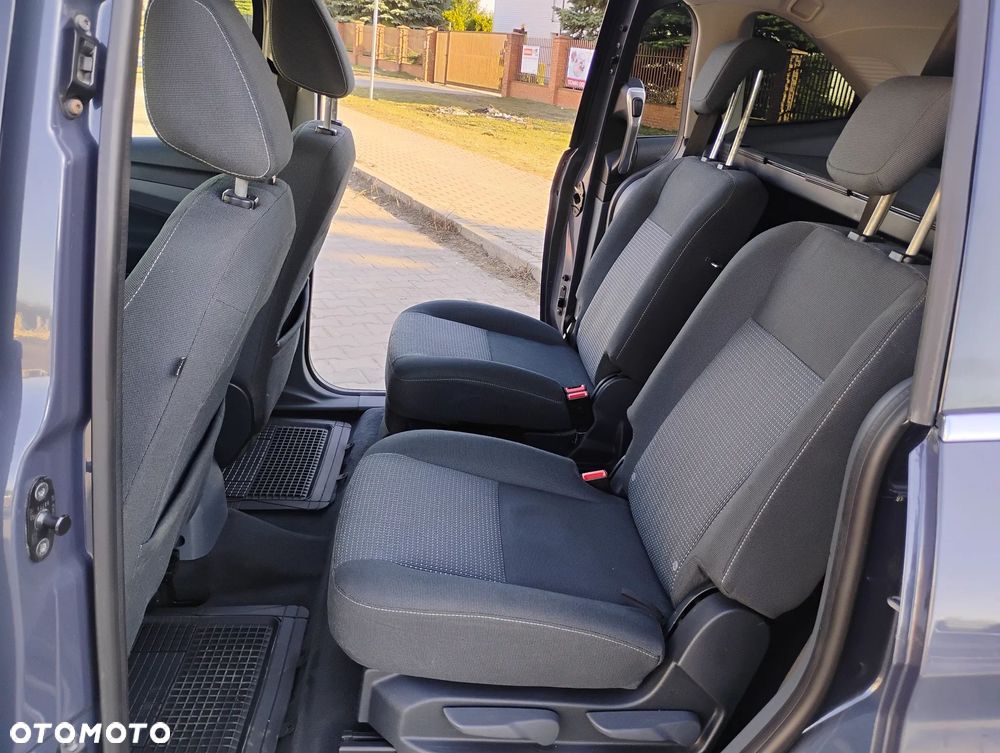 Ford Grand C-MAX 2.0 TDCi Champions Edition - 8