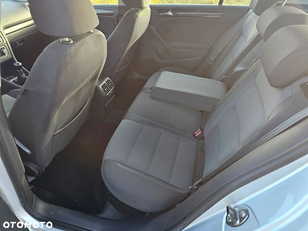 Volkswagen Golf 2.0 TDI Edition - 6
