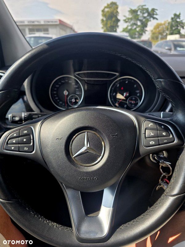 Mercedes-Benz Klasa B 180 d 7G-DCT Edition - 19