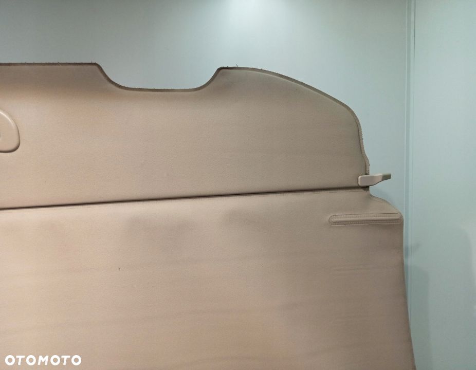 ROLETA BAGAŻNIKA TOYOTA LAND CRUISER 150 - 3