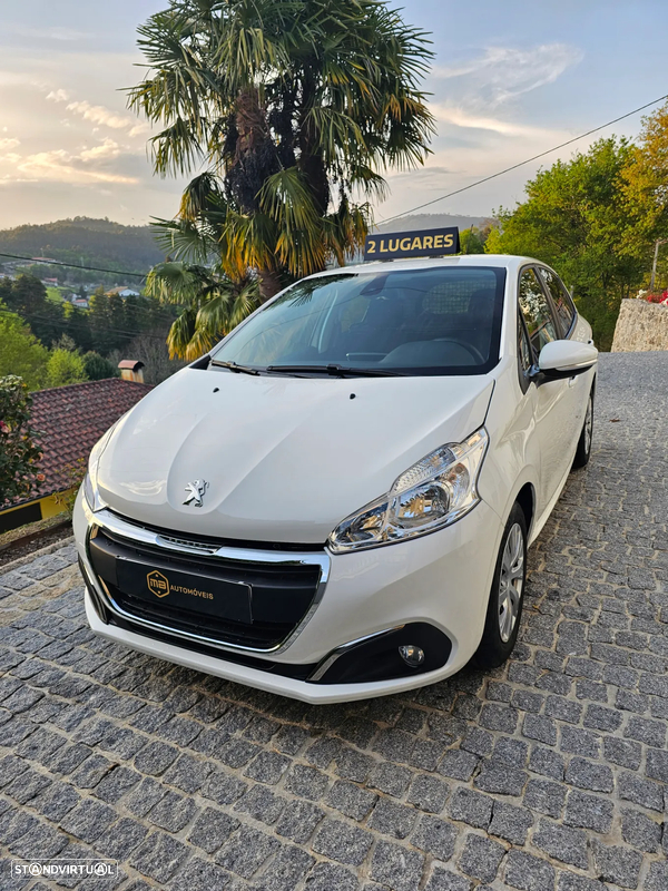 Peugeot 208 1.5 BlueHDi Active Business Pack