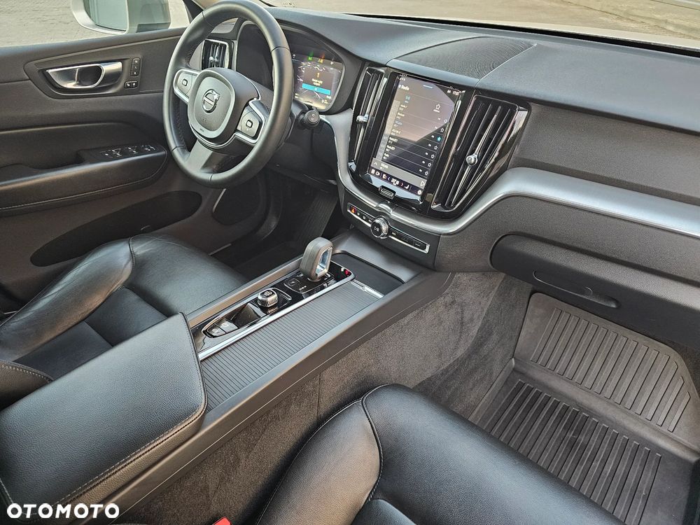 Volvo XC 60 - 16