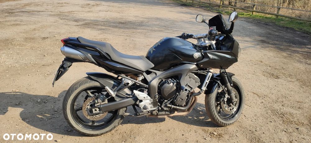 Yamaha FZ6 - 2