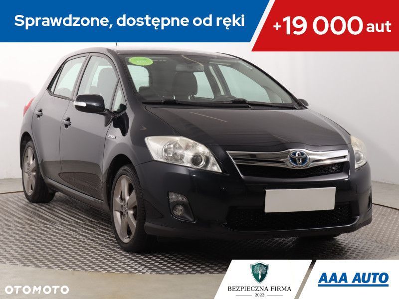 Toyota Auris - 1