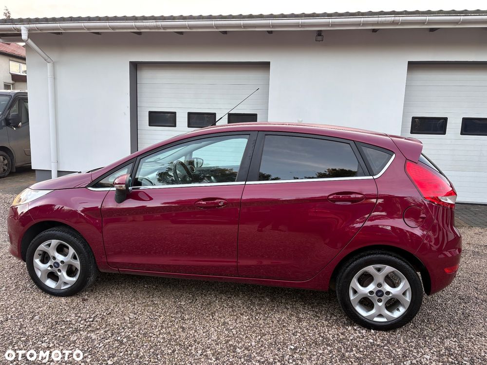 Ford Fiesta 1.4 Champions Edition - 4