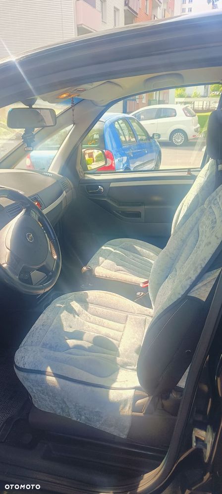 Opel Meriva - 8