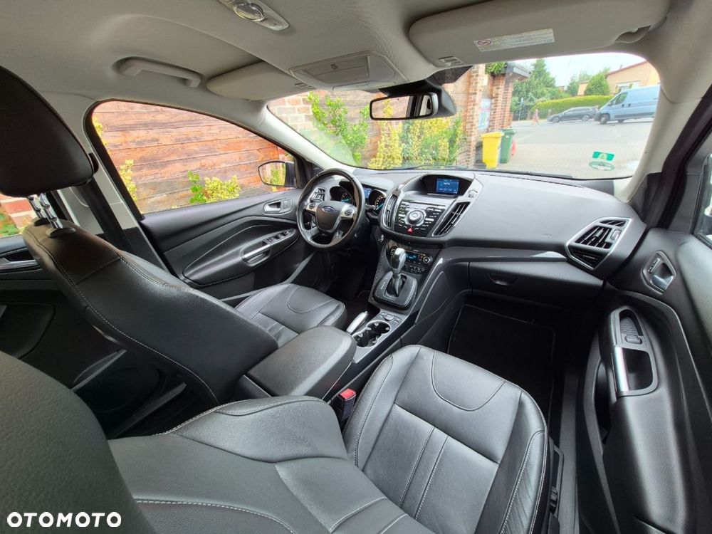 Ford Kuga - 39