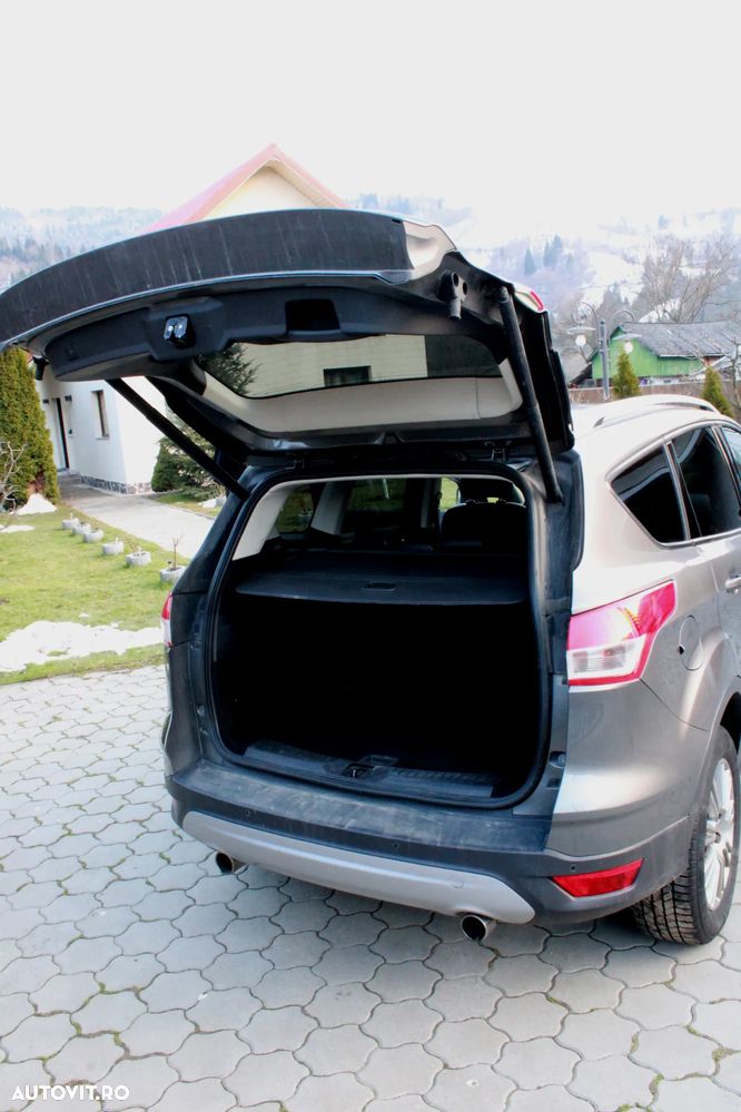 Ford Kuga 2.0 TDCi 4x4 Aut. Titanium - 7
