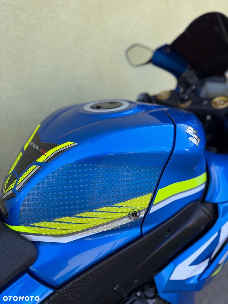 Suzuki GSX-R - 17