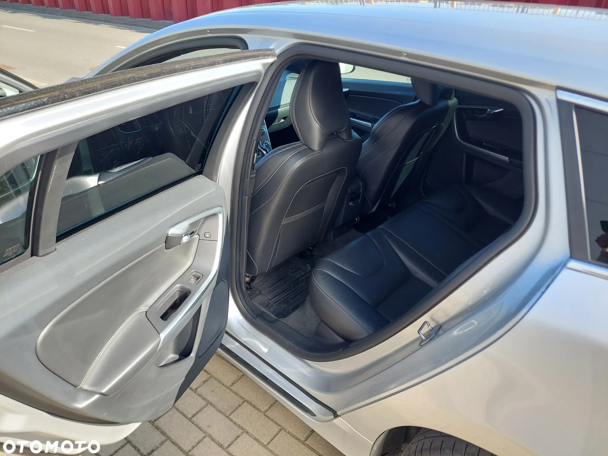 Volvo V60 D4 AWD Drive-E Summum - 9