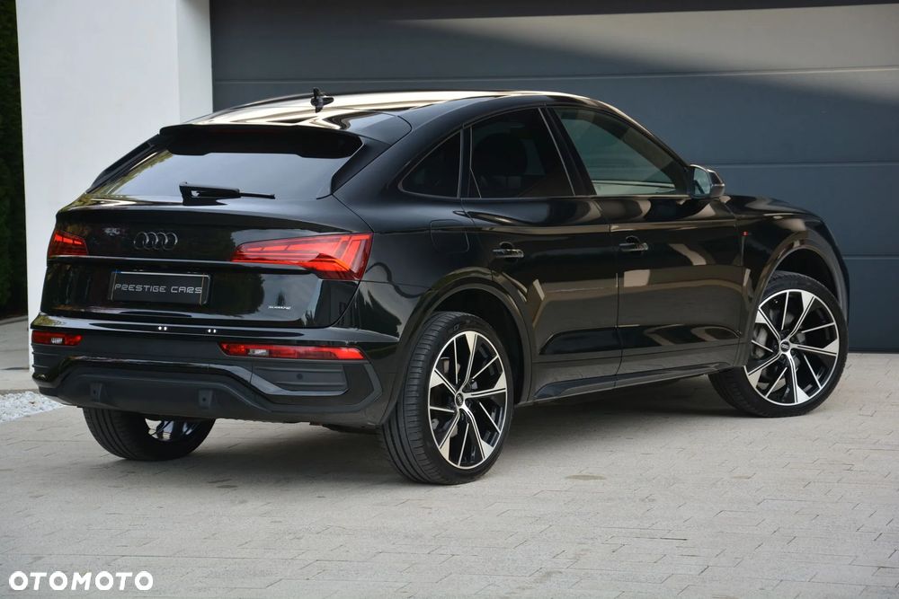 Audi Q5 Sportback - 9