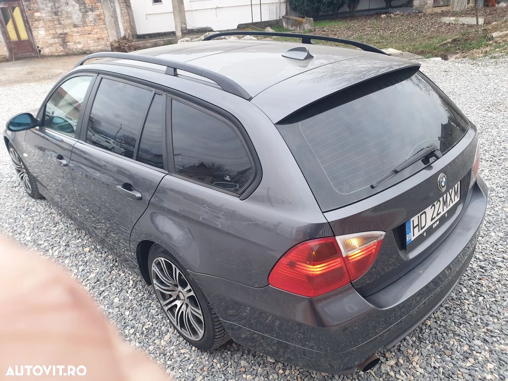 BMW Seria 3 320d DPF Efficient Dynamics Edition - 8