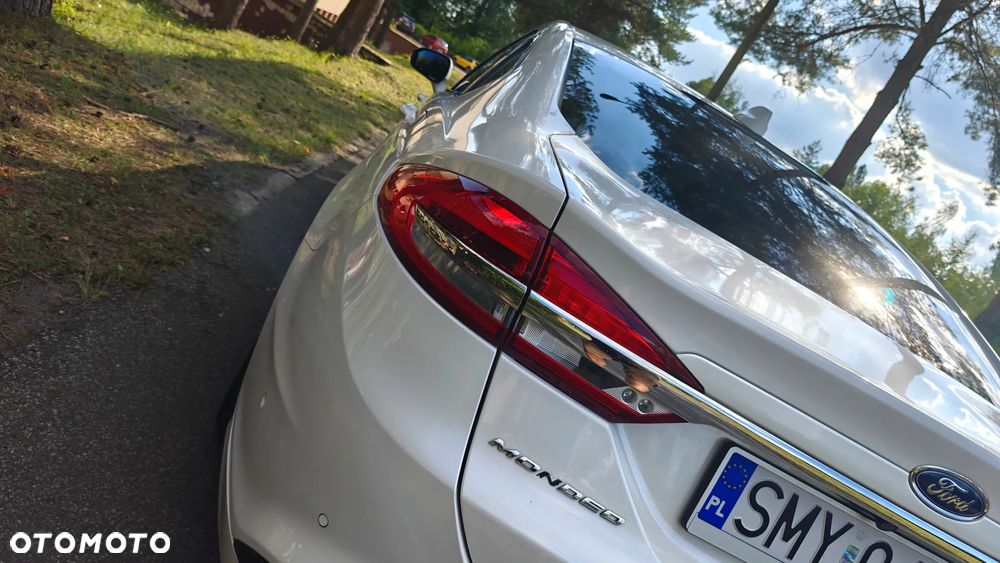 Ford Mondeo 2.0 Hybrid Titanium - 8