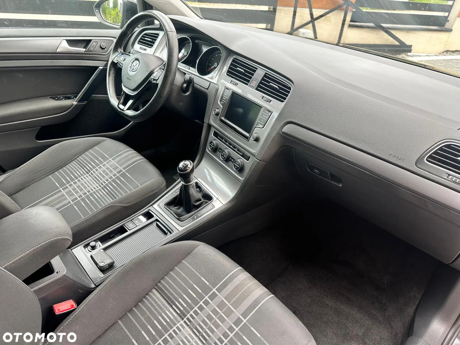 Volkswagen Golf 1.2 TSI BlueMotion Technology Lounge - 5