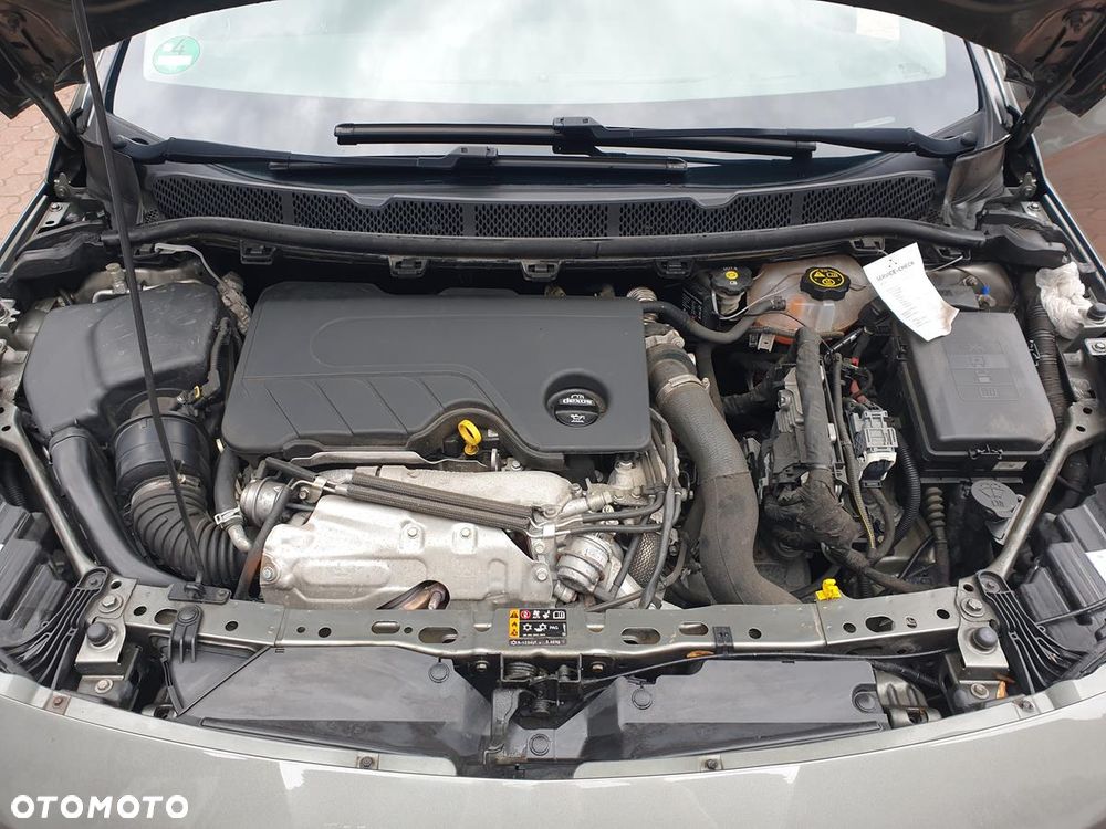 Opel Astra 1.6 BiTrb D (CDTI) Start/Stop Business - 18