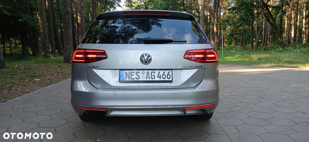 Volkswagen Passat - 10