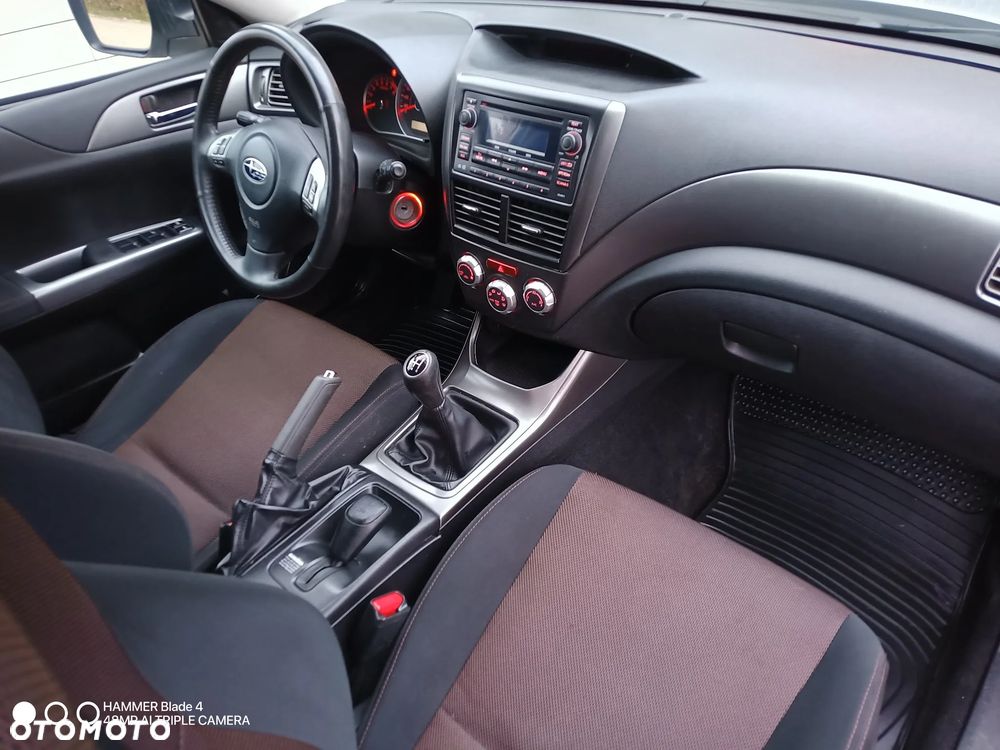 Subaru Impreza 2.0 R XV - 23