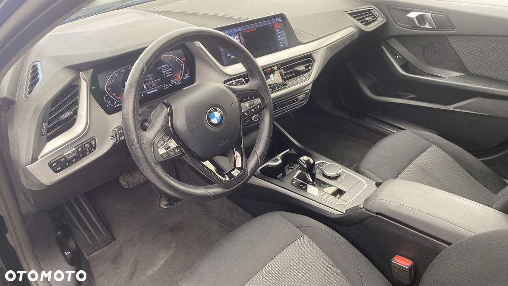 BMW Seria 1 118i Advantage - 10