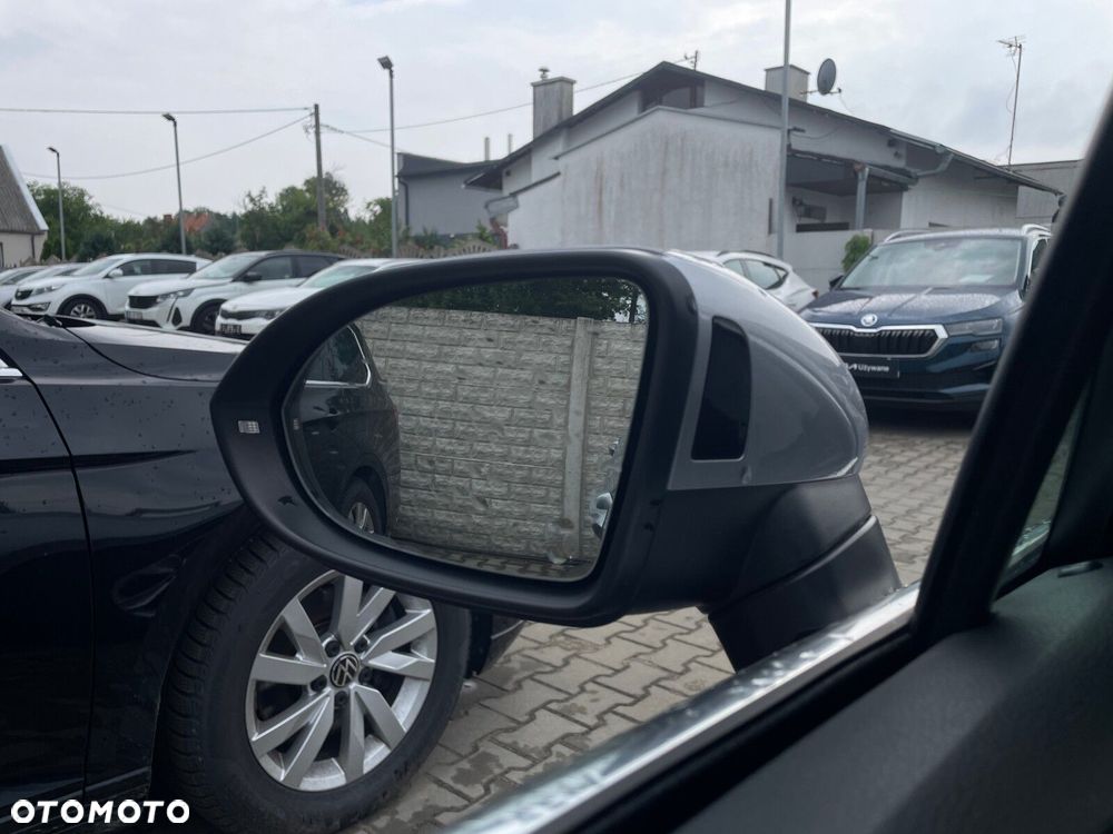 Volkswagen Passat Variant 2.0 TDI EVO Elegance DSG - 37