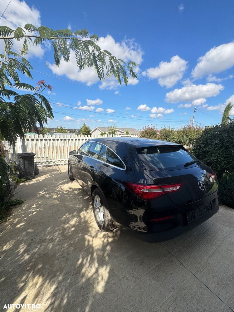 Mercedes-Benz CLA 180 d Shooting Brake - 4