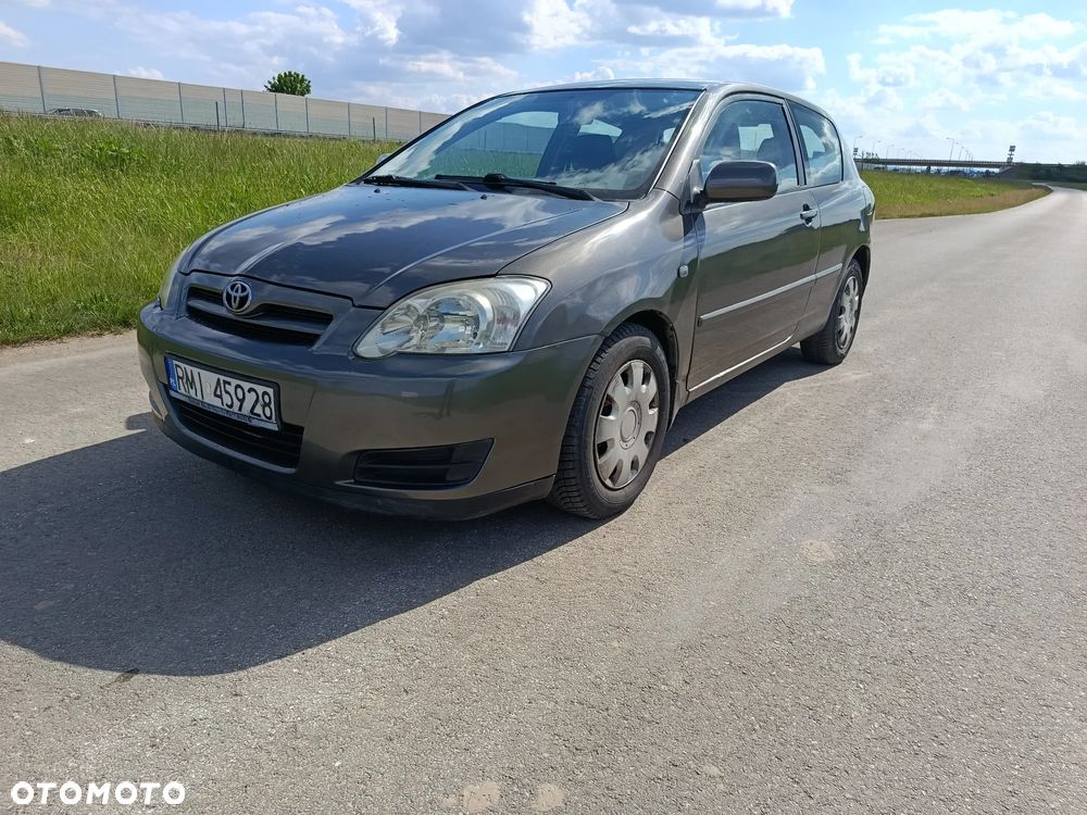 Toyota Corolla 1.6 VVT-i Dynamic - 1