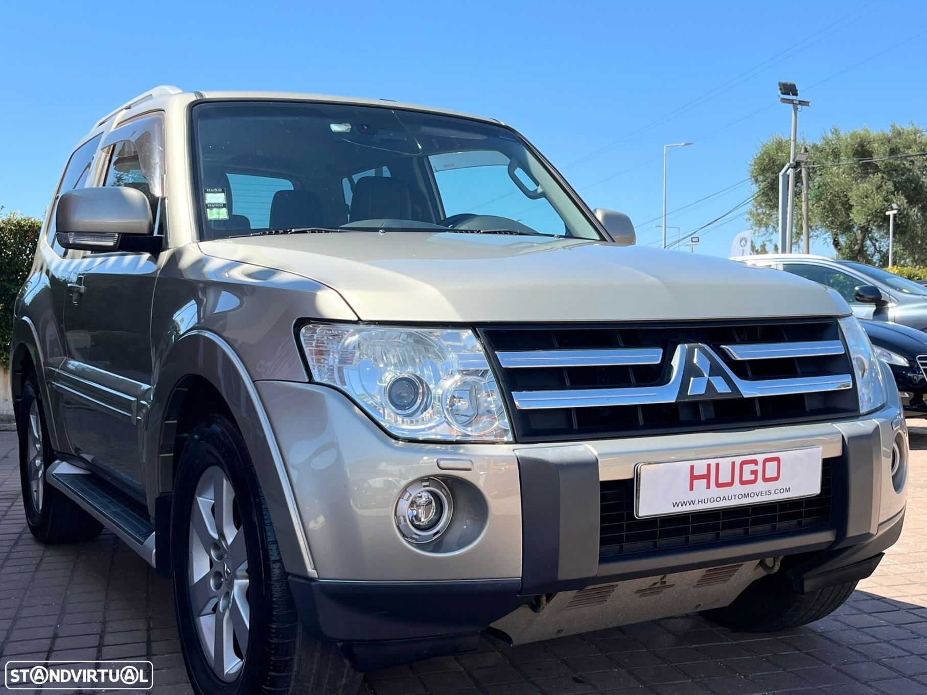 Mitsubishi Pajero - 3