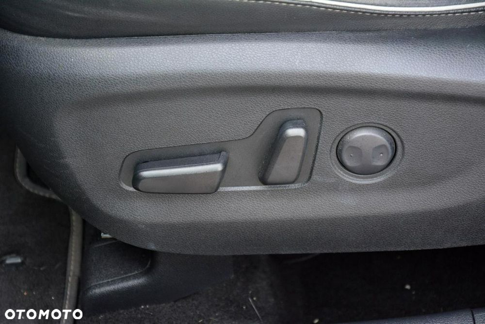Kia Sportage 1.6 T-GDI AWD DCT GT LINE - 32