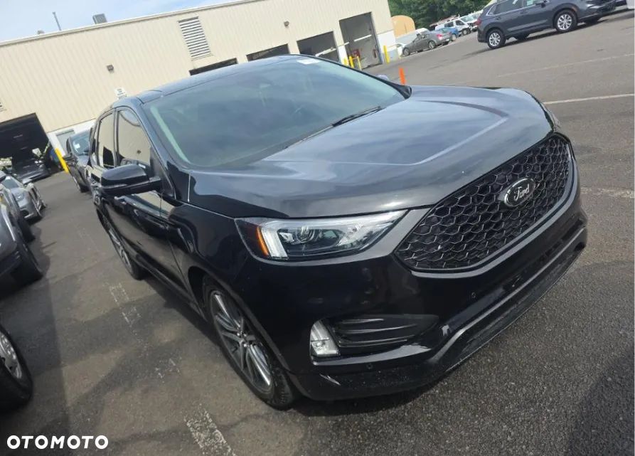 Ford Edge - 3