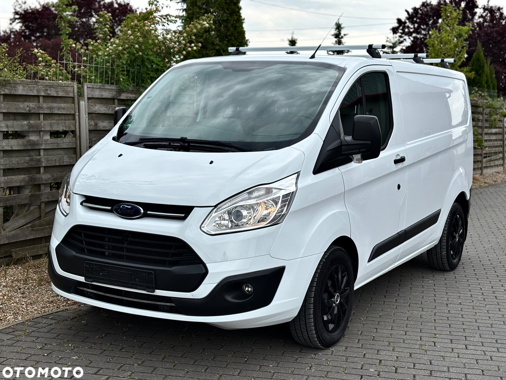 Ford Transit Custom L1H1 Klima Relingi Hak PDC Tempomat Nowe opony Serwis 3-osobowy - 2
