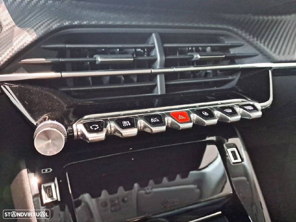 Peugeot 208 1.2 PureTech Allure Pack - 23