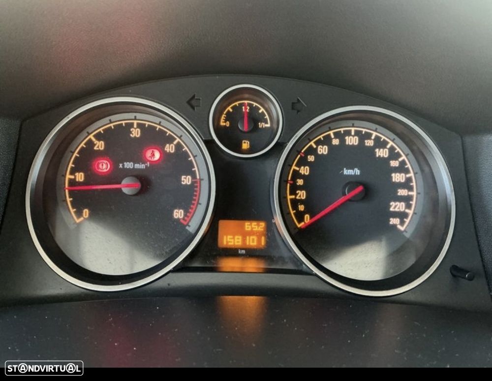 Opel Astra 1.3 CDTI Cosmo - 4