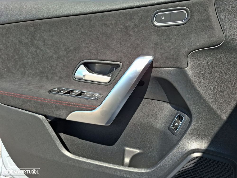 Mercedes-Benz A 180 Limousine - 18