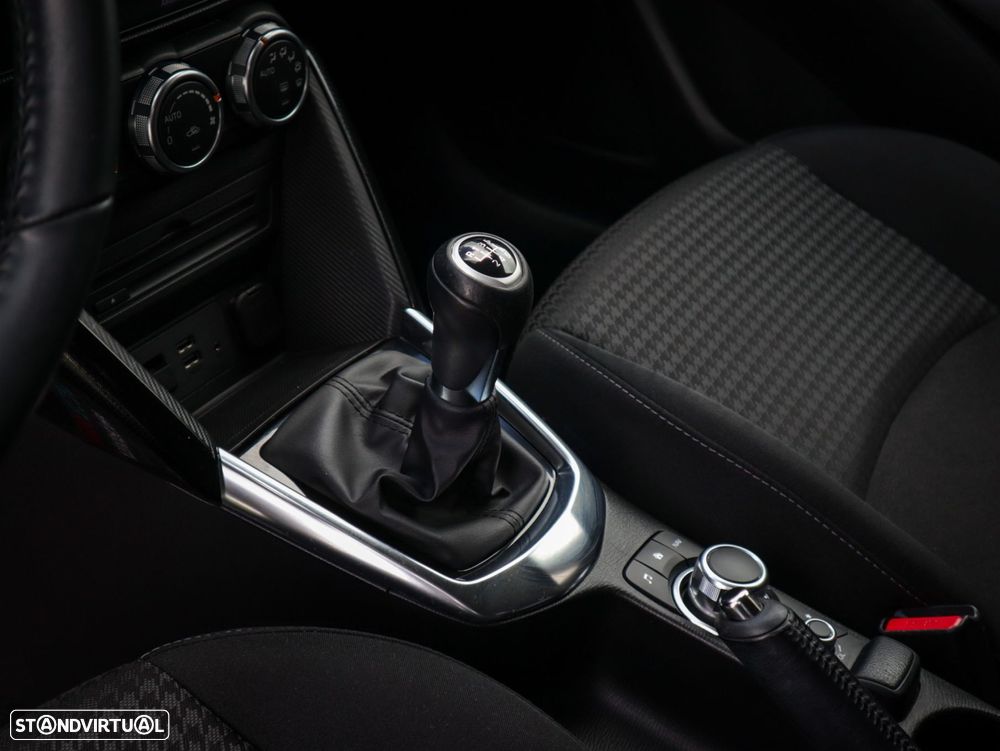 Mazda 2 1.5 Sky.Excellence - 30