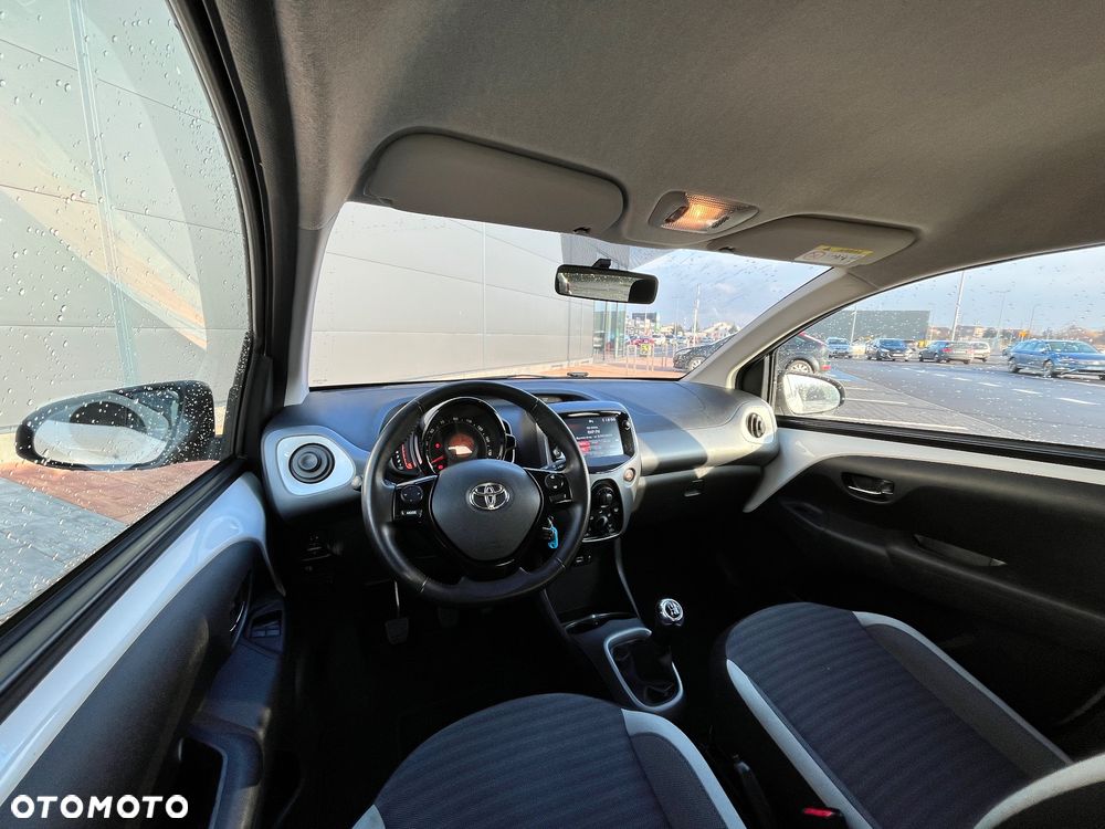 Toyota Aygo 1.0 VVT-i Black Edition - 10