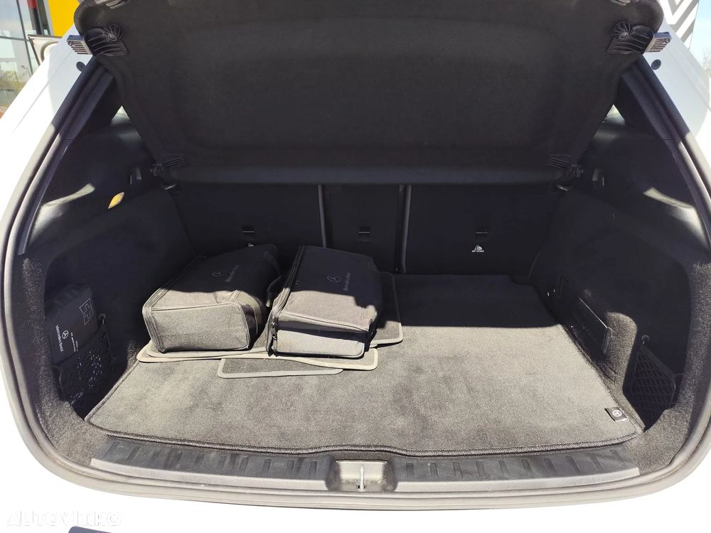 Mercedes-Benz EQA 250 - 16