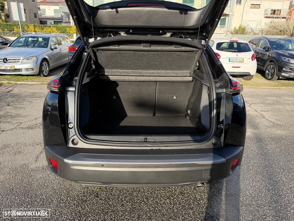 Peugeot 2008 1.5 BlueHDi Active Pack EAT8 - 13